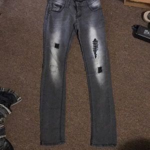 Super cute grey skinny jeans
